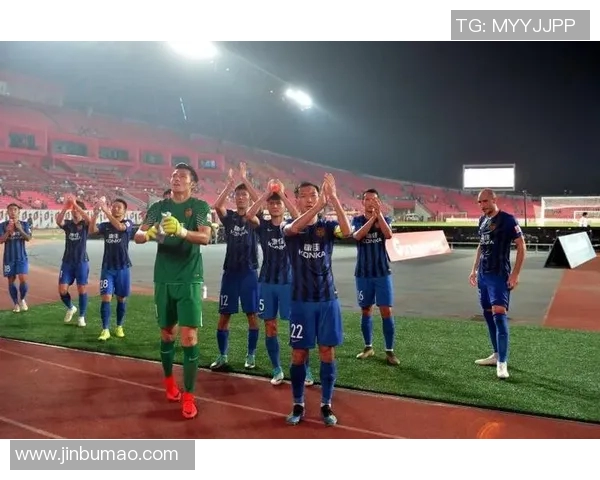 苏宁与建业激战正酣双方进球精彩纷呈引发球迷热议